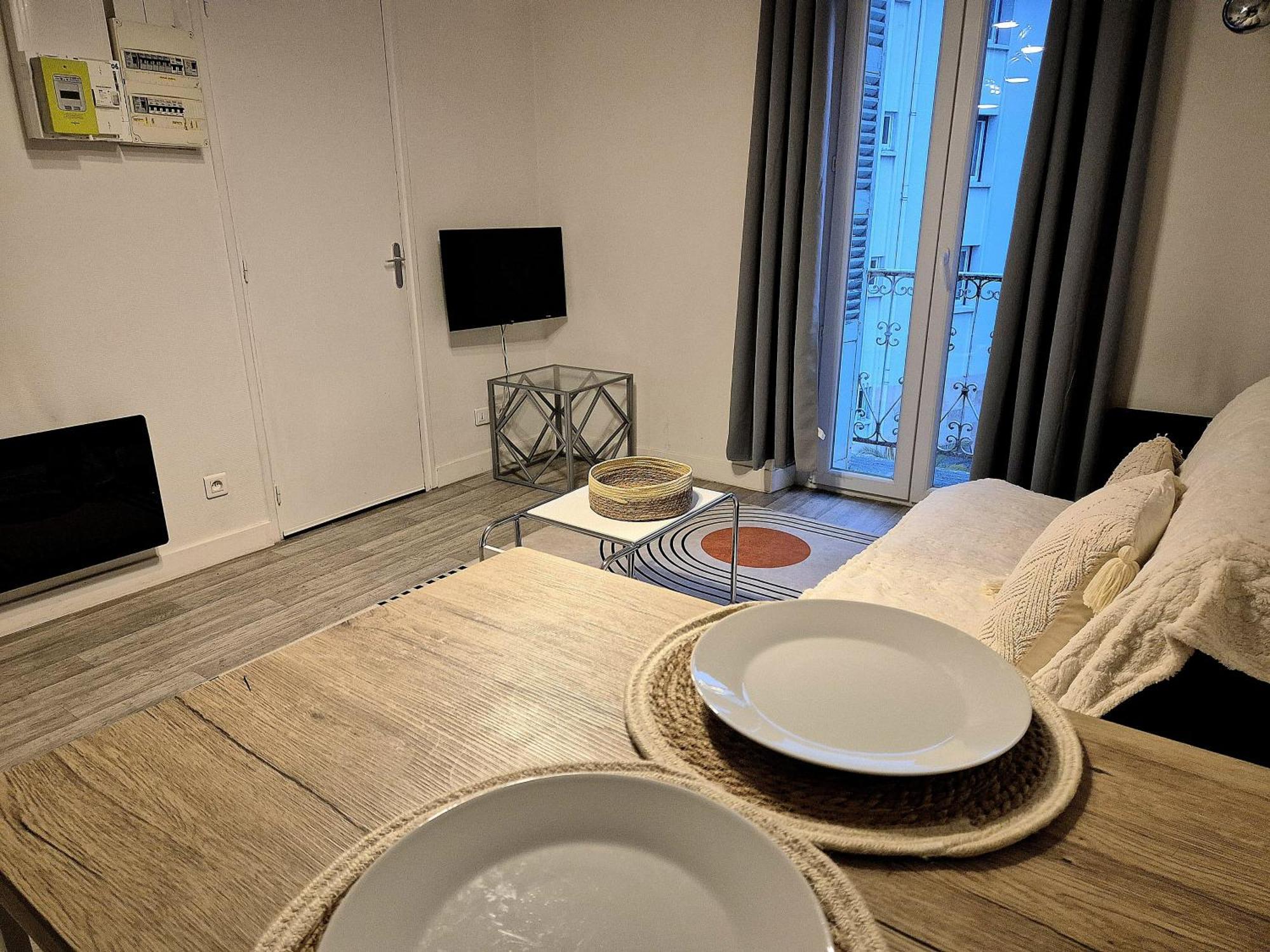 Le Cocon-T2-Proche Du Centre-Wifi Lägenhet Lourdes Exteriör bild